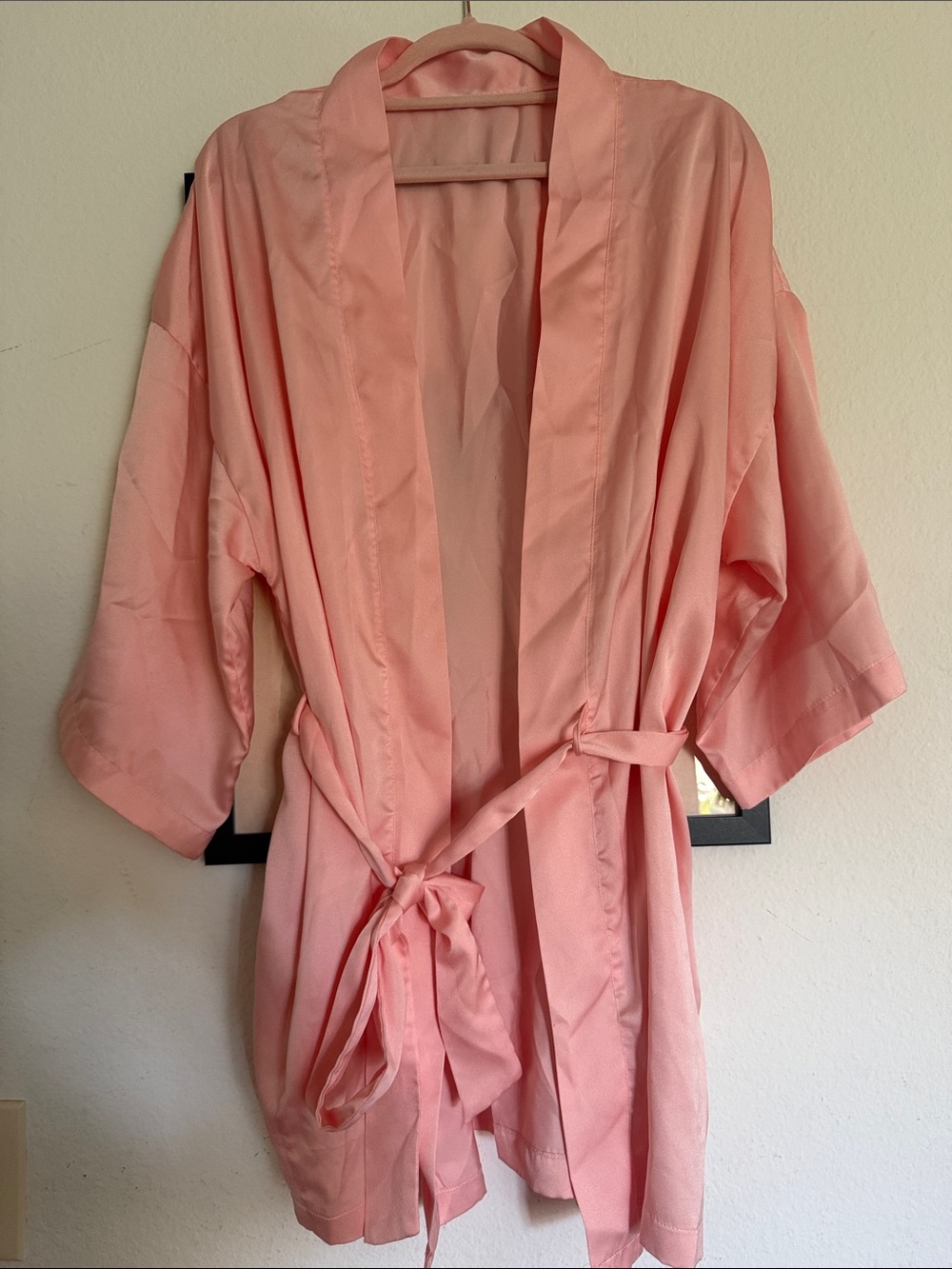 Vintage Victoria's Secret Crown Gold Label Peach Pink Short Satin Kimono Robe